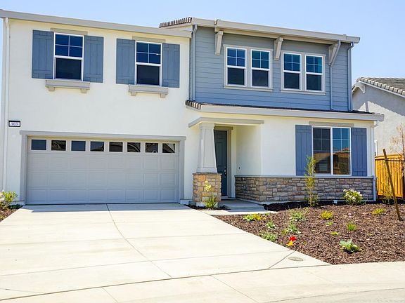 3rd image of 903 Arneis Avenue