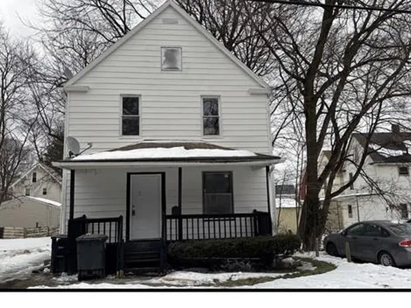 1021 La Croix Ave, Akron, OH 44307