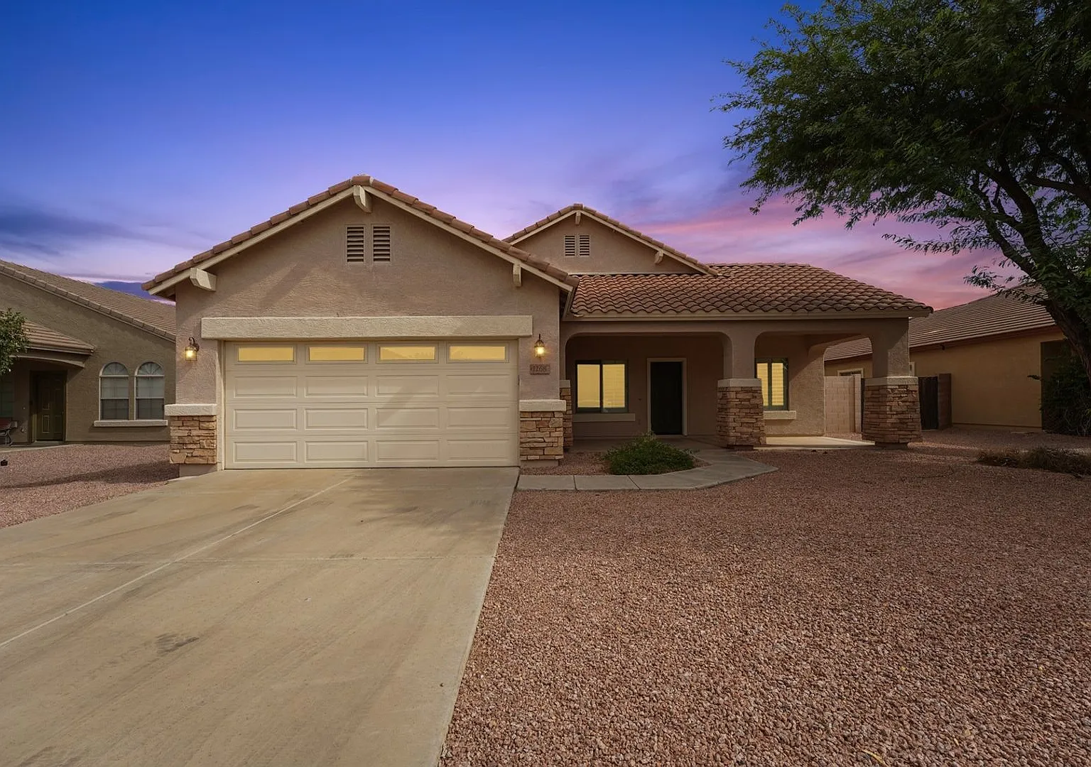 Spacious 4BR House in Gilbert — Photo 1
