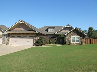 32 Boulder Ct, Pike Road, AL 36064