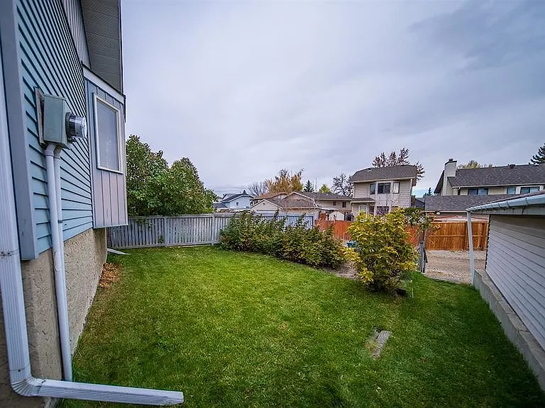 91 Riverbrook Way SE — Photo 36