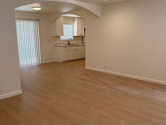 5th image of 715 Schafer Rd