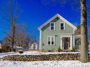 15 Liberty St, Ipswich, MA 01938