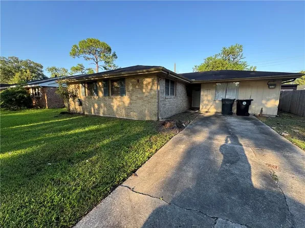 1527 Maura Pl, New Orleans, LA 70131