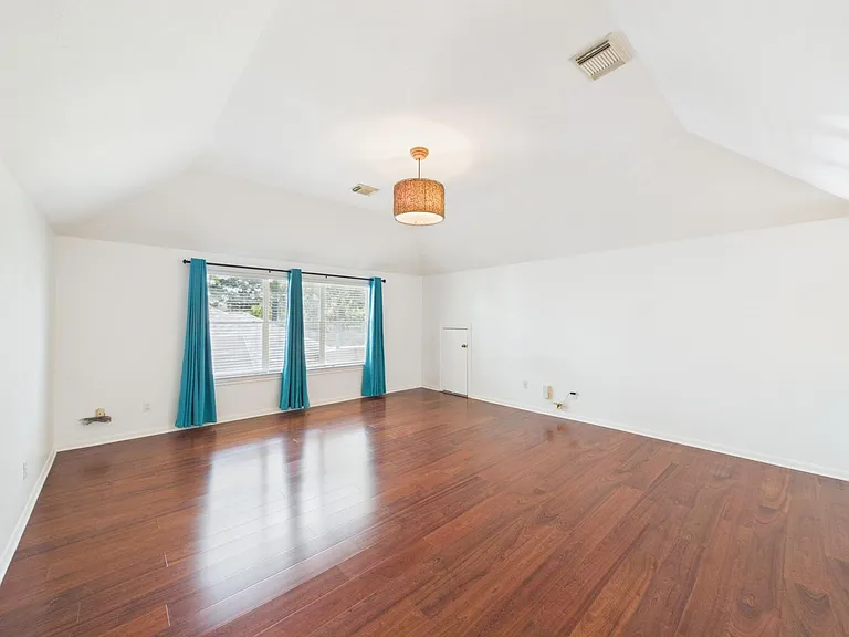 5407 Lake Place Dr — Photo 32
