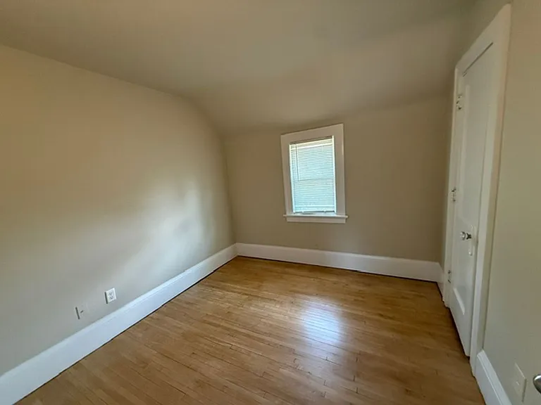 8820 W Rogers St — Photo 8