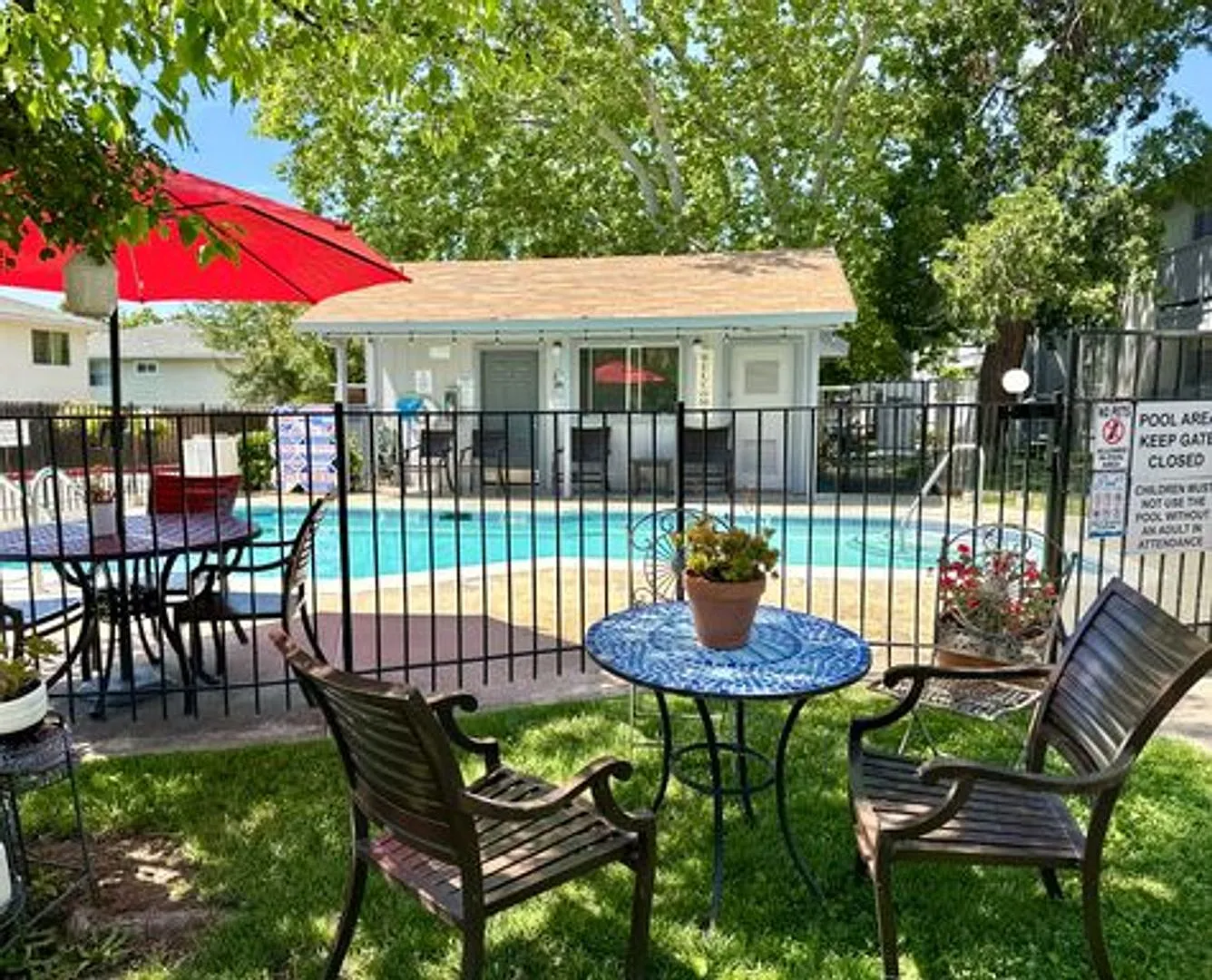 5840 Garfield Avenue — Photo 1