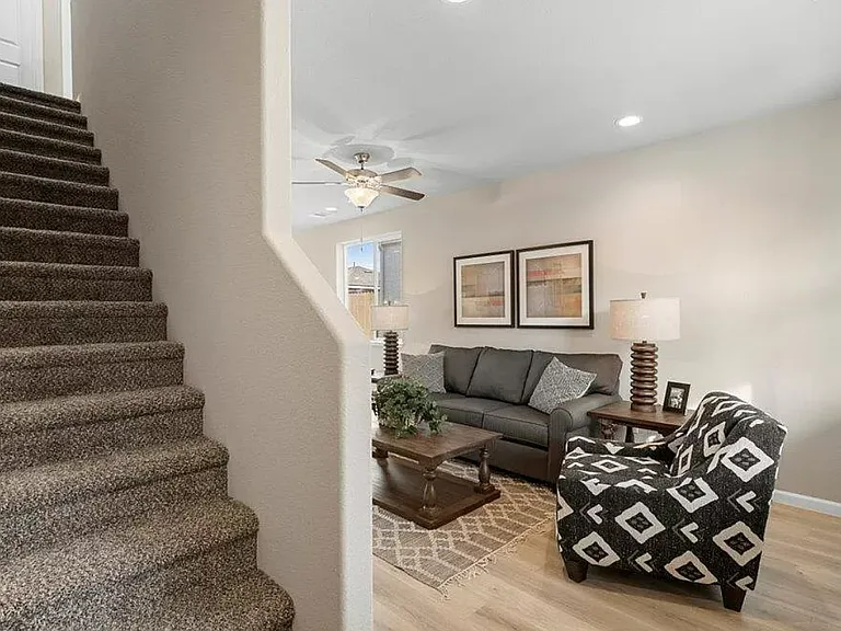 3405 Colonial Downs Dr — Photo 9