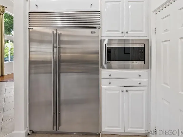 9230 Island Pine Way — Photo 24