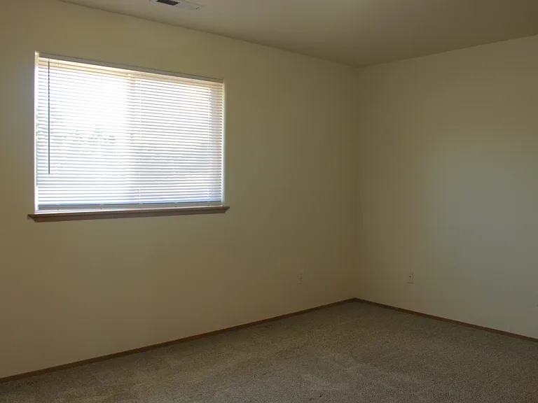 1231 McKittrick St #3 — Photo 8