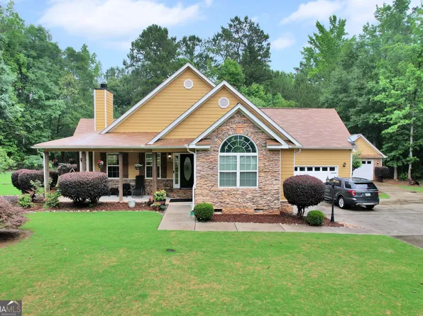 149 Marina Cir, Jackson, GA 30233
