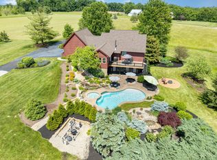 7621 White Swan Rd, Georgetown, OH 45121