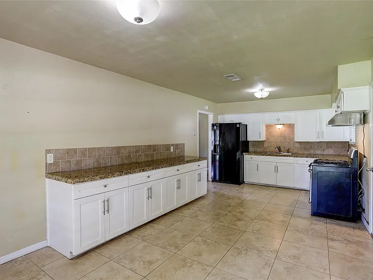 9207 Colleen Rd — Photo 10