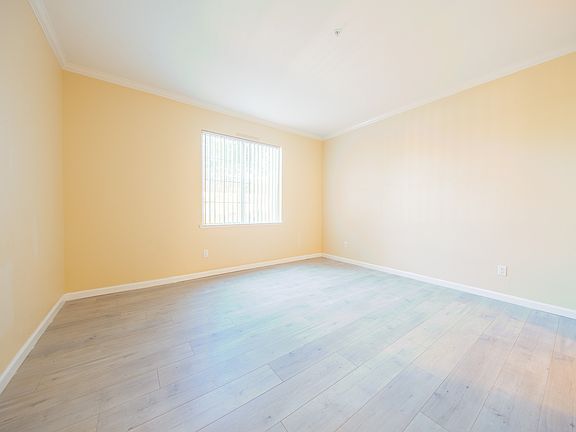 5th image of 885 Halidon Way APT 1315
