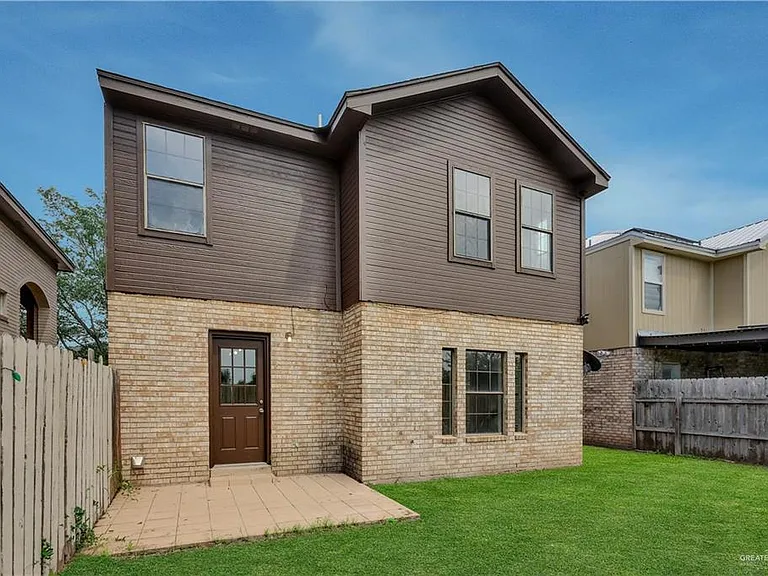 3209 Black Oak Ln — Photo 21