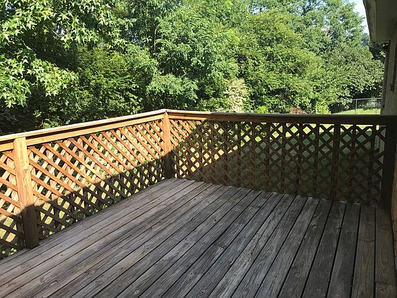 3rd image of 5508 Jericho Ln