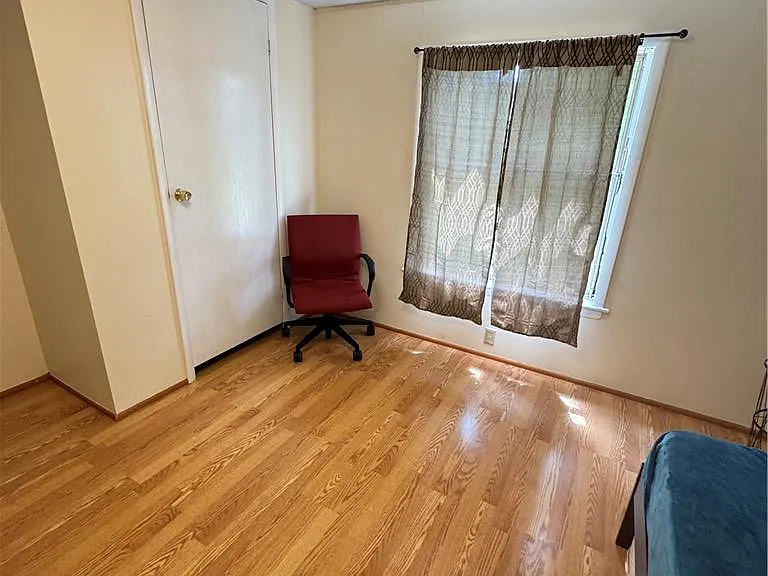 106 Butternut St — Photo 23