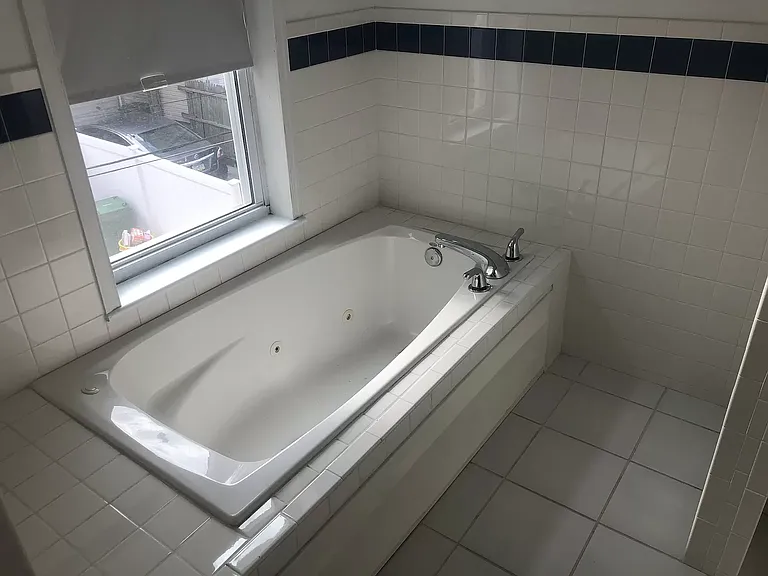 105 W Fort Ave — Photo 10