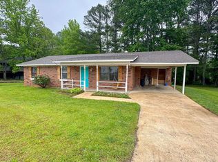 1800 Paul Edmondson Dr, Iuka, MS 38852
