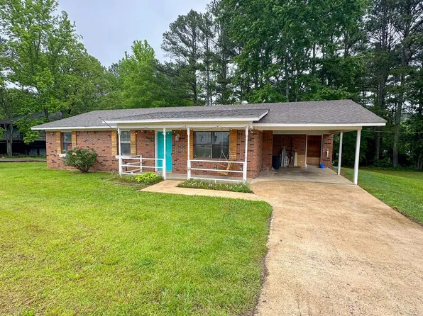 1800 Paul Edmondson Dr, Iuka, MS 38852