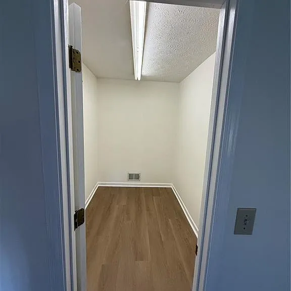 12265 King Cir — Photo 5