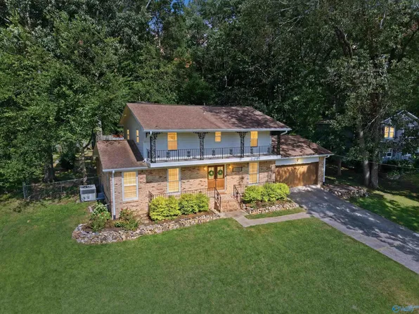 12115 Greenleaf Dr SE, Huntsville, AL 35803