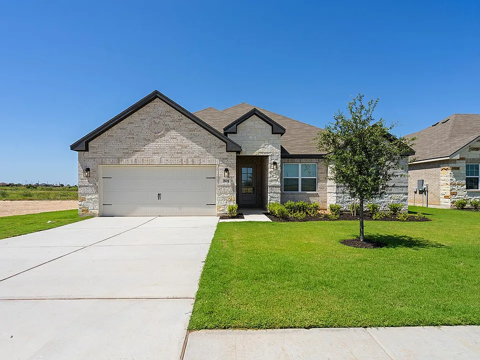 501 W Luna Blue Ln