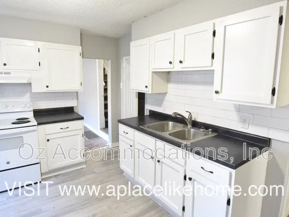 1408 N 2nd St, Saint Joseph, MO 64505