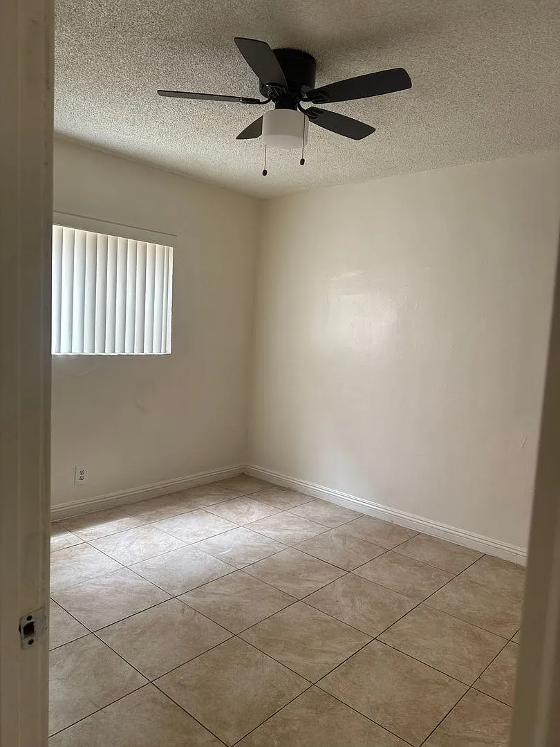 Klingerman Apartments — Photo 4