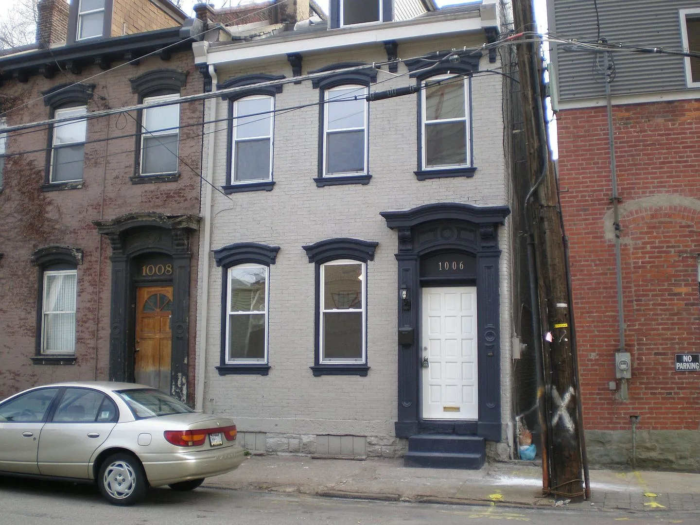 Student Housing - South Side — Photo 1