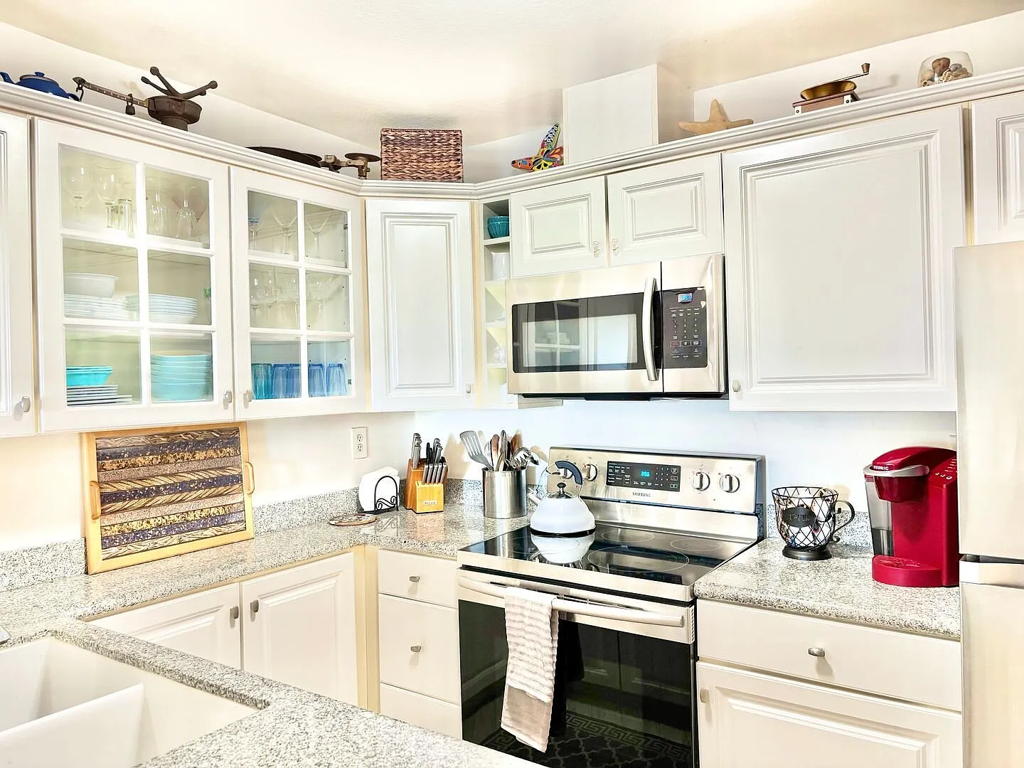 1 Bedroom | Resort-Style Amenities | Walk to the Beach | Channel Islands Waterfront | Monthly Fur... — Photo 3