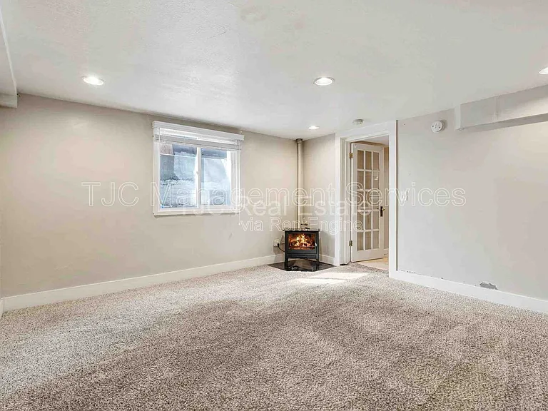 1223 N Lafayette St #7 — Photo 9