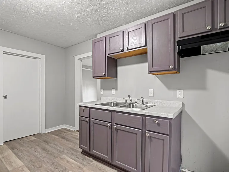 3024 E 7th Ave — Photo 13