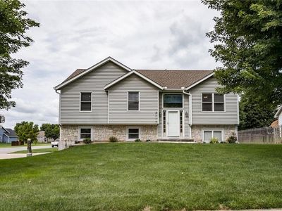 2715 Stratton Dr, Eudora, KS, 66025