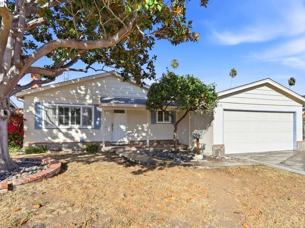 39628 Banyan Tree Rd, Fremont, CA 94538