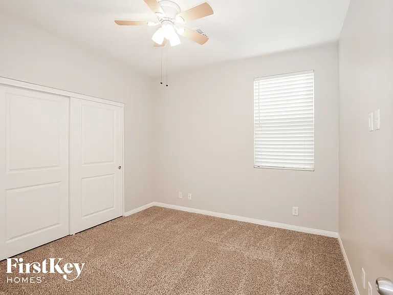 4556 Amberley Ridge Ave — Photo 12