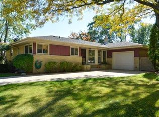 5108 Lilac Ln, Greendale, WI 53129