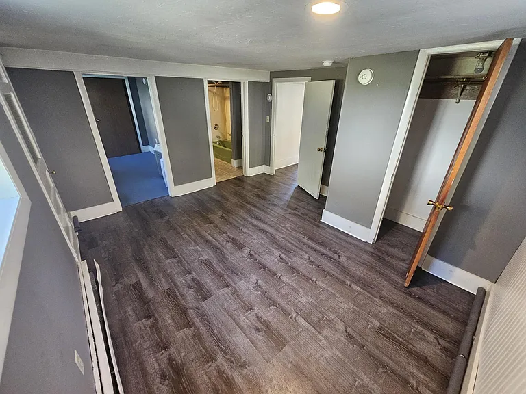 17 Bridge St #4 — Photo 7