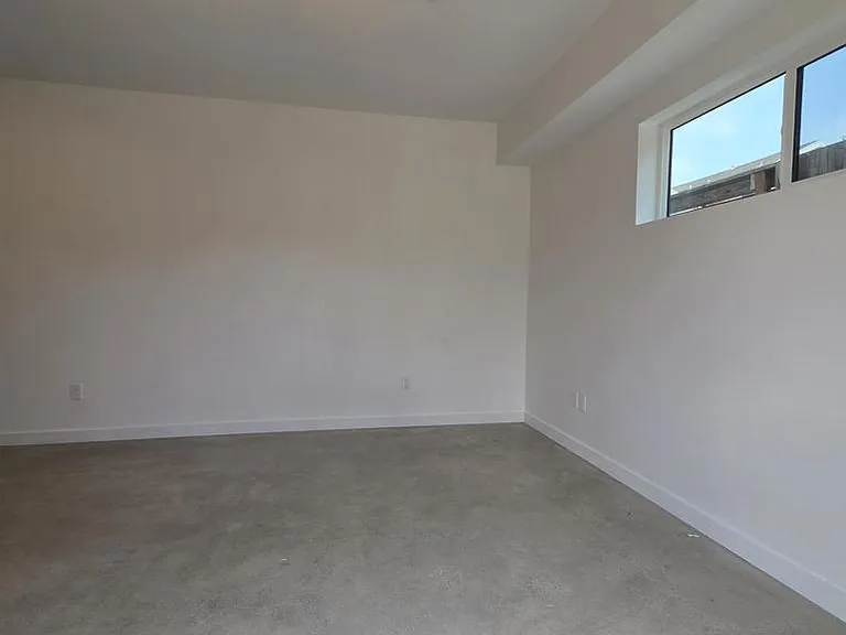 517 1/4 N North Coolidge Ave #50 — Photo 5