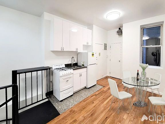 5th image of 1431 York Ave #1A