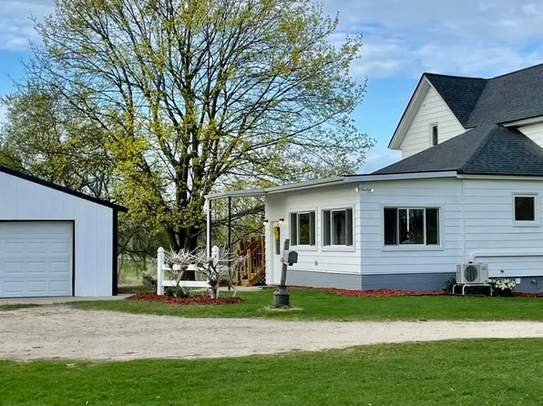 13265 Fruit Ridge Ave NW, Kent City, MI 49330