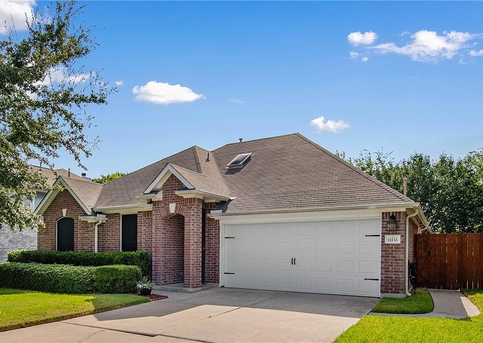 1st image of 11133 Avering Ln