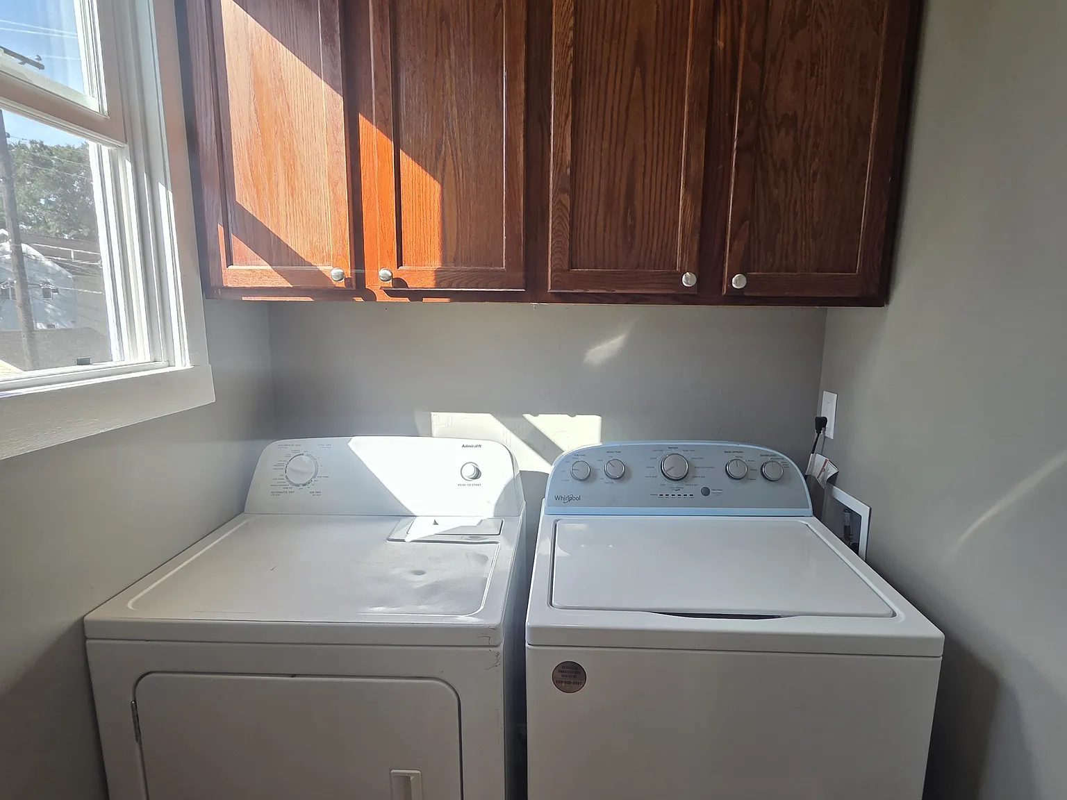 3 bed, 1296 sqft, $1,950 — Photo 3