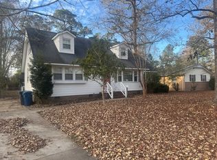 719 Gardenview Dr, Jacksonville, NC 28540