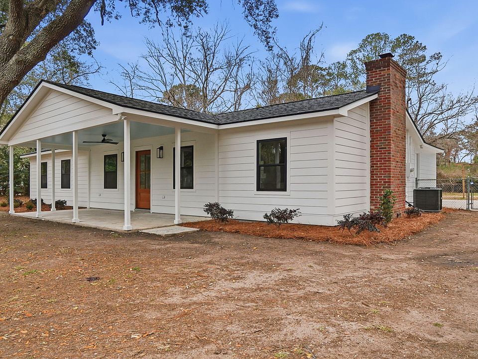1st image of 1740 Walpole Way