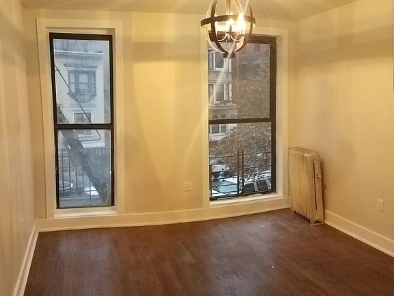 4th image of 165 Woodruff Ave APT 2A
