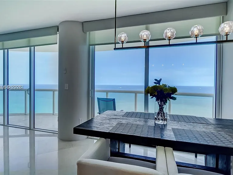 6365 Collins Ave #3802 — Photo 4