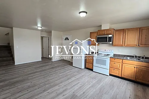 321 Emerald Rd #C Photo 1