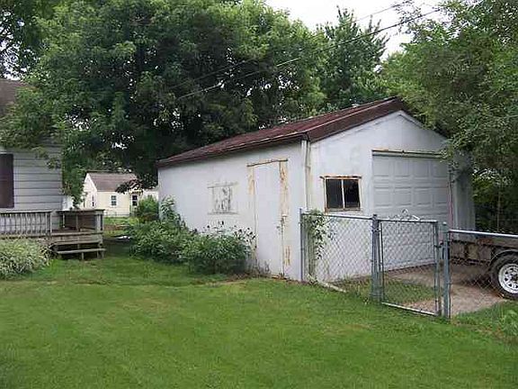2nd image of 2409 W Ann St