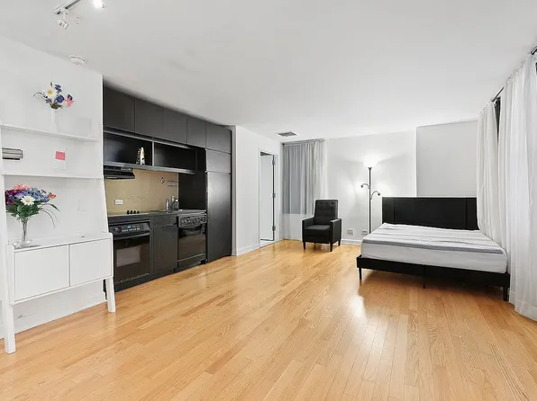 56 Pine St APT 11E, New York, NY 10005